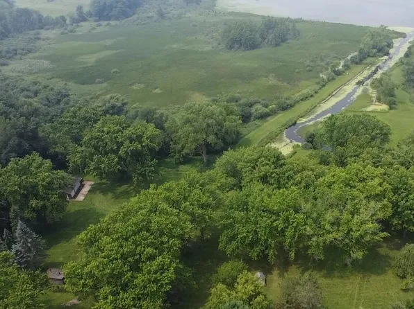County Road A, Cambridge, WI 53523