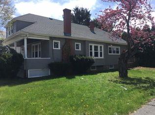 60 Essex St, Cranston, RI 02910