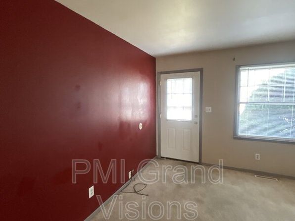 1630 University Dr