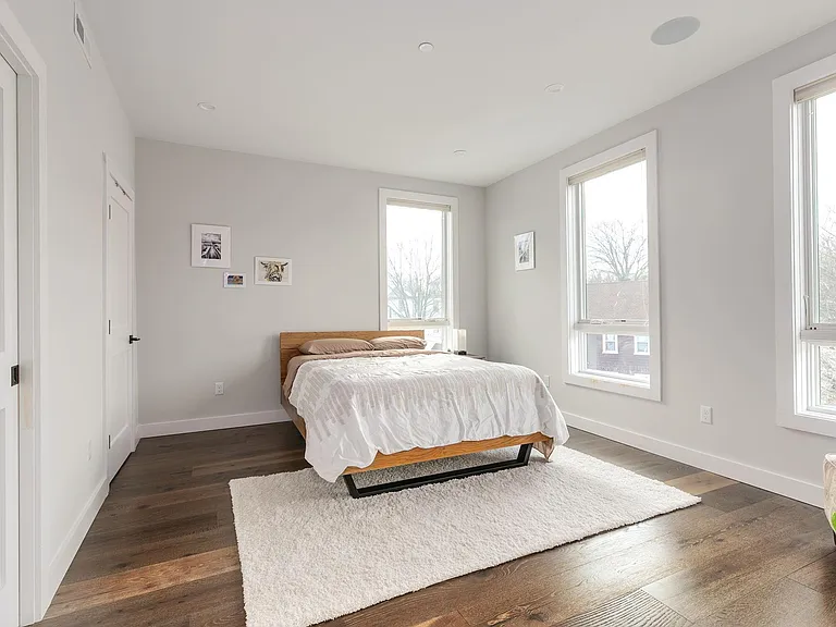 17 Chestnut Ave #3 — Photo 2