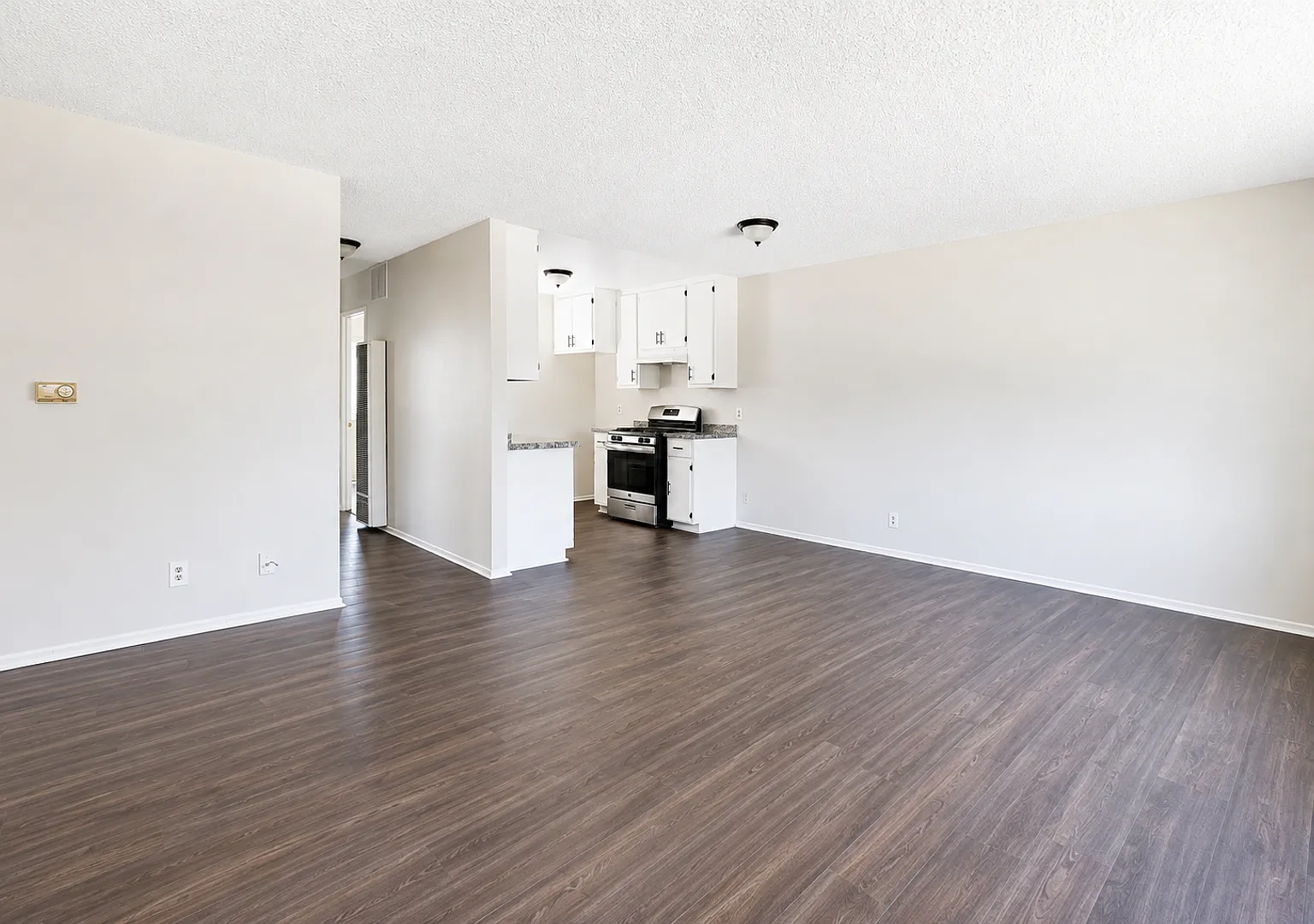 Arroyo Manor — Photo 4