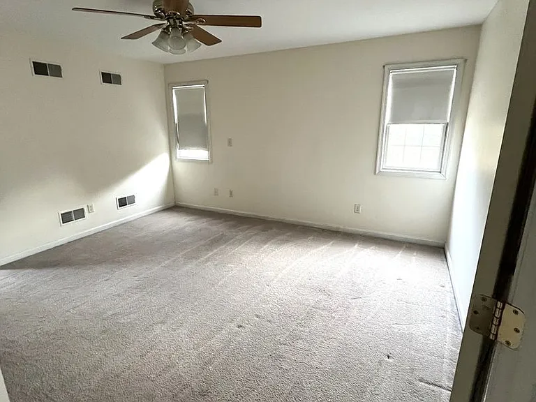 152 Lantern Ln — Photo 21