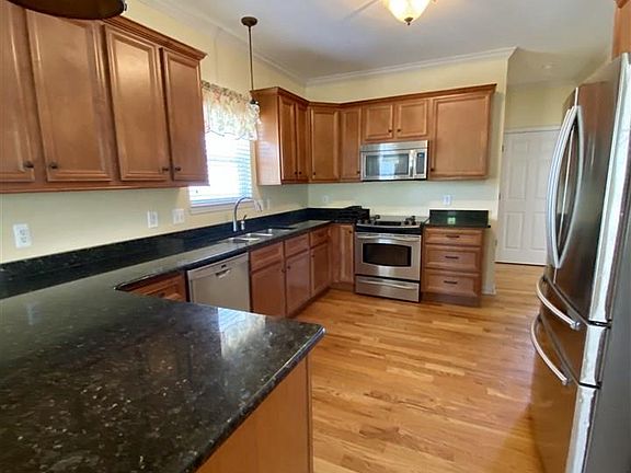 5th image of 58917 Westmoore Cir