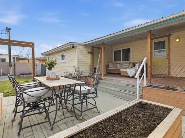 1655 Ord Rd #38, Kamloops, BC V2B 7V6