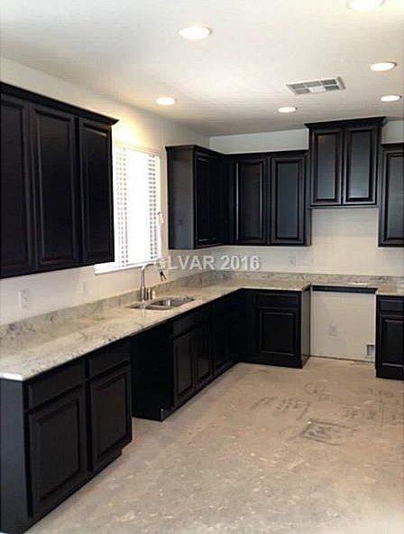 2nd image of 12385 Pinetina St