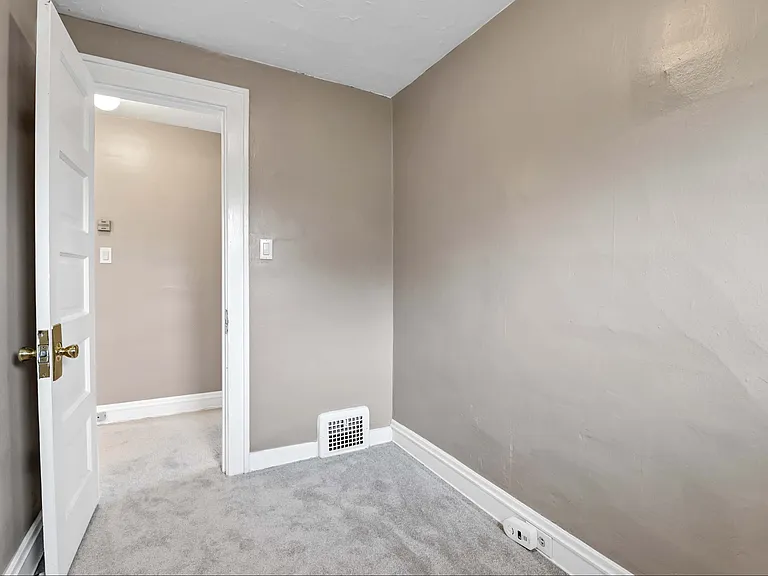 17316 Archdale Ave #3 — Photo 14