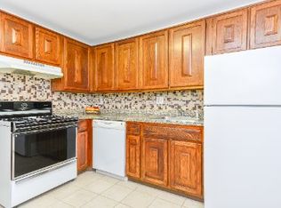 181 Moylan Ct, Newington, CT 06111