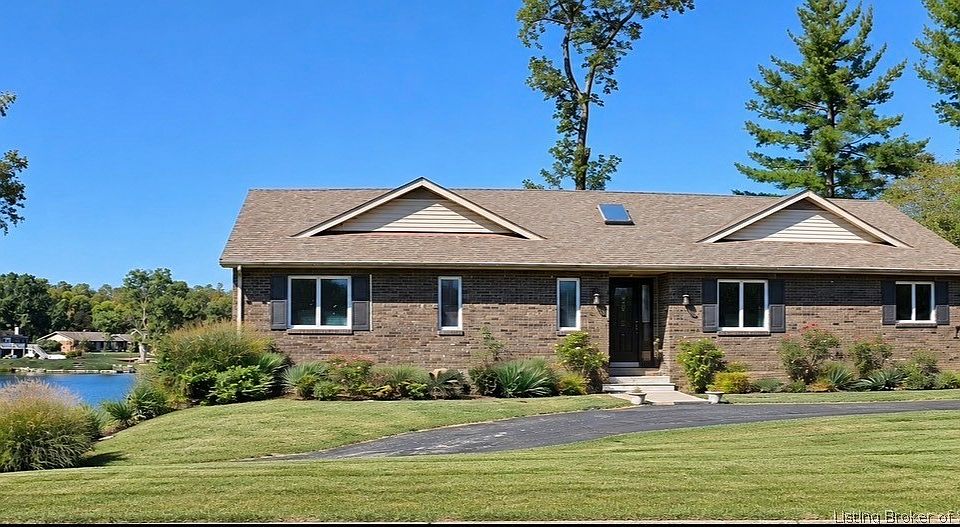 1st image of 255 N Lakeside Drive