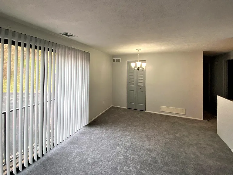 611 Brown Ave #208 — Photo 5