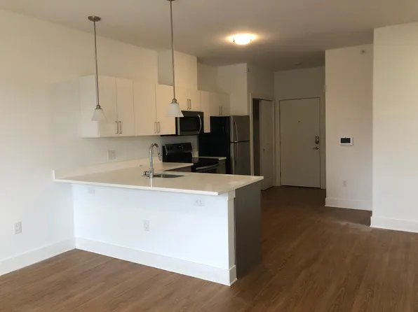 429 Bergen Avenue image 10 of 31