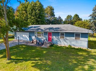 925 E 5th St, Shawano, WI 54166