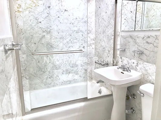 Rented by Empire City NYC Realty | media 11