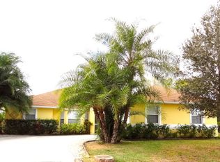 9365 101st Ct, Vero Beach, FL 32967