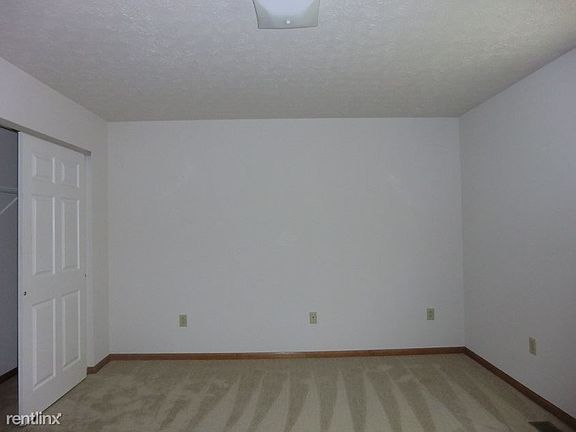 Holloway 19 Master Bedroom