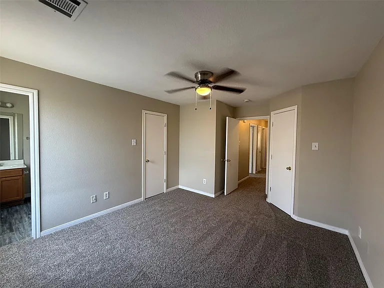 203 Marvin Cv — Photo 29