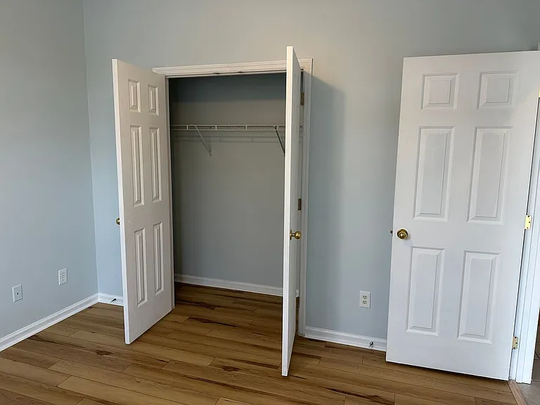 333 Spring Valley Ln — Photo 19