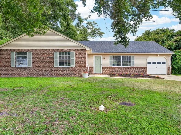 511 Crissy Drive, Jacksonville, NC 28540