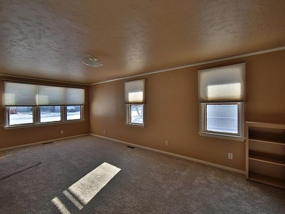 4th image of 1504 Martin Ave