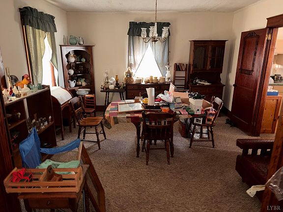 5th image of 1432 Church St
