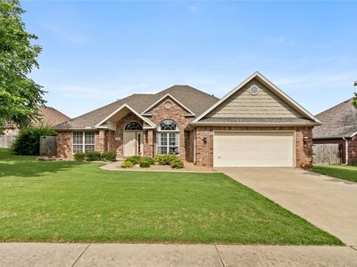 529 N Brandy Station Dr, Fayetteville, AR, 72704