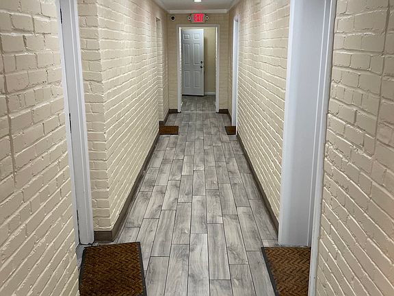 5th image of 167 Glen Cove Ave #3B