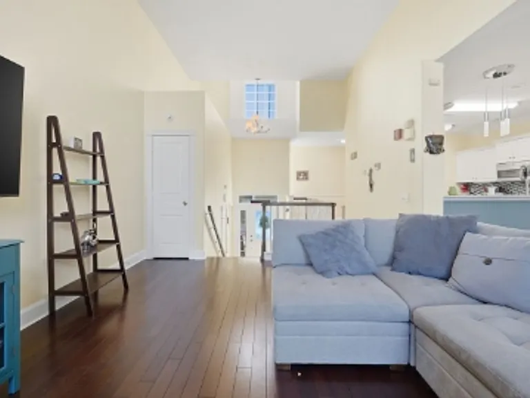 1005 Bay Breeze Dr — Photo 31
