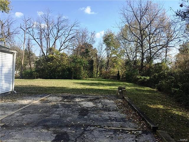1st image of 1702 Allen Dr