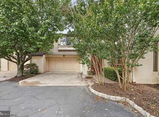 461 Sayre Dr, Princeton, NJ 08540