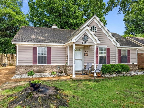 4th image of 2562 Appling Crest Dr