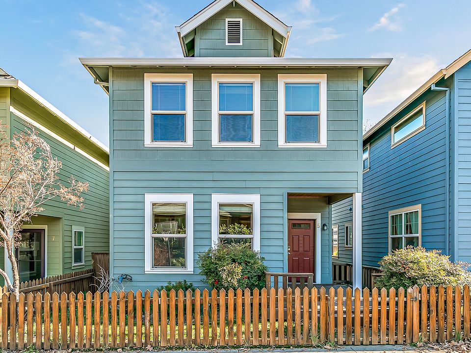 1st image of 5 Logan Way