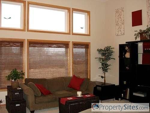 4th image of 20664 Enfield Way N