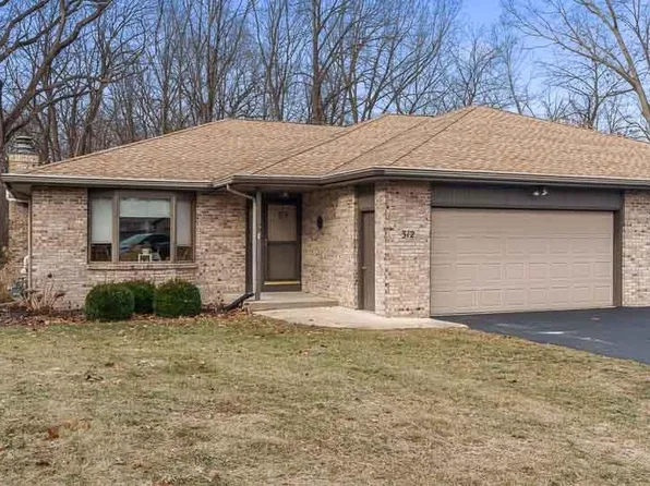 312 Trading Post Ct, Rockton, IL 61072