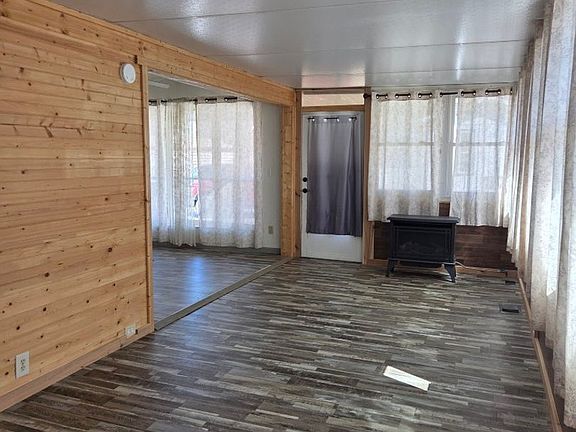 4th image of 13 Beach Creek Rd