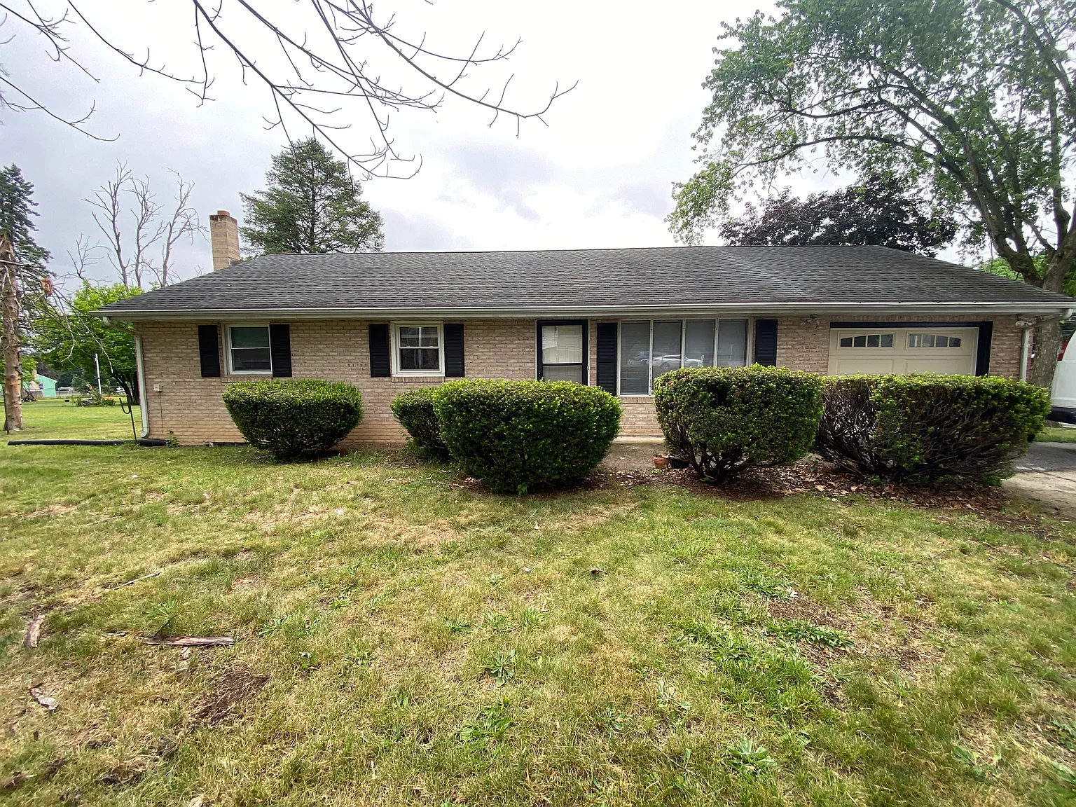3 bed, 1148 sqft, $1,750 — Photo 1