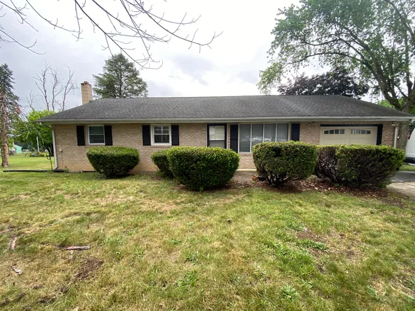 1901 Douglas Dr, Carlisle, PA 17013