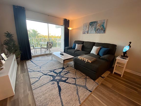 3rd image of 2875 Palm Beach Blvd #307