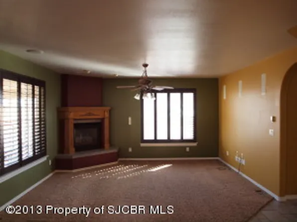 4752 Sundance Rd, Farmington, NM 87401