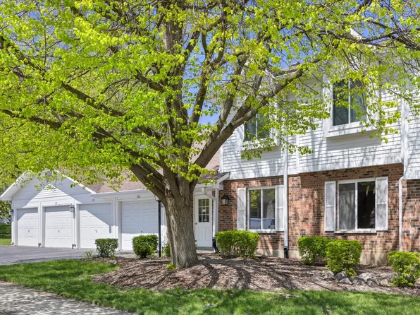304 Sandpebble Ln #235B, Aurora, IL 60504