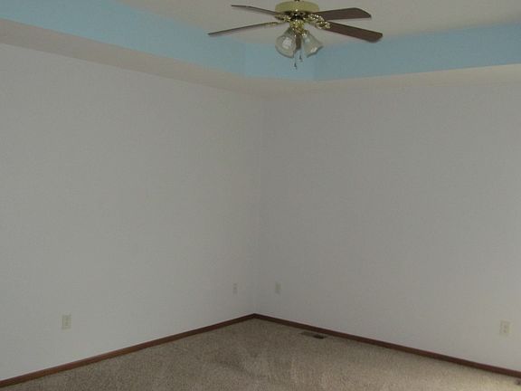 Master bedroom [large]