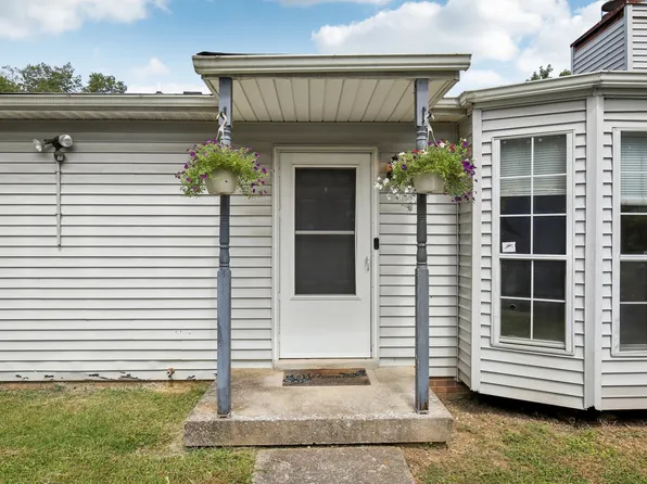 3045 Casa Dr, Nashville, TN 37214