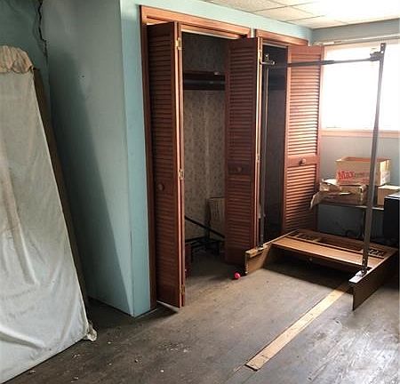 4th image of 1911 Wrights Way