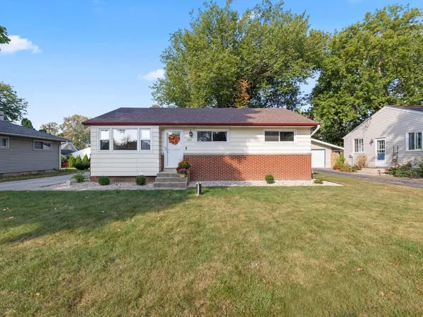 5447 South 114th STREET, Hales Corners, WI 53130