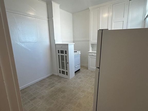 5th image of 626 33rd Ave #1028R