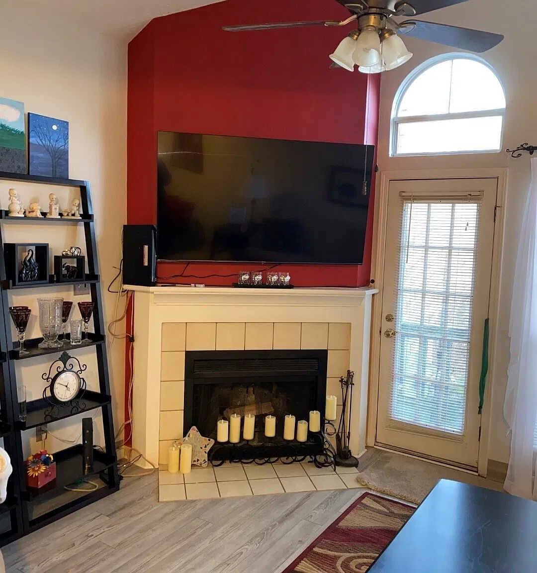 2 bed, 1.5 bath, 890 sqft, $1,595 — Photo 4