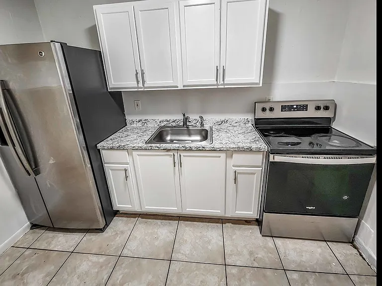 76 SW 8th Ave #MM — Photo 6