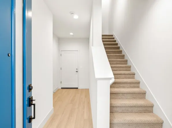 1668 Clement Ave, Alameda, CA 94501