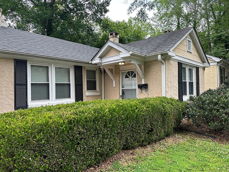 1st image of 1076 Otis Blvd