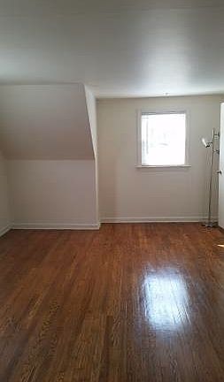 2nd image of 172 Eldridge Ave