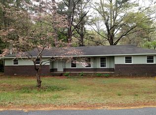 104 Smith Dr, Carrollton, GA 30117