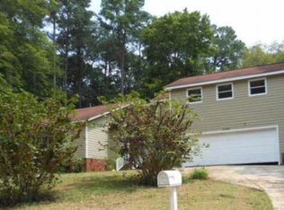 8308 Clear Brook Dr, Raleigh, NC 27615